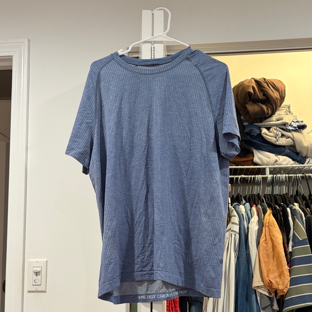 Blue Men's Shirt - lulu metal vent tech - large